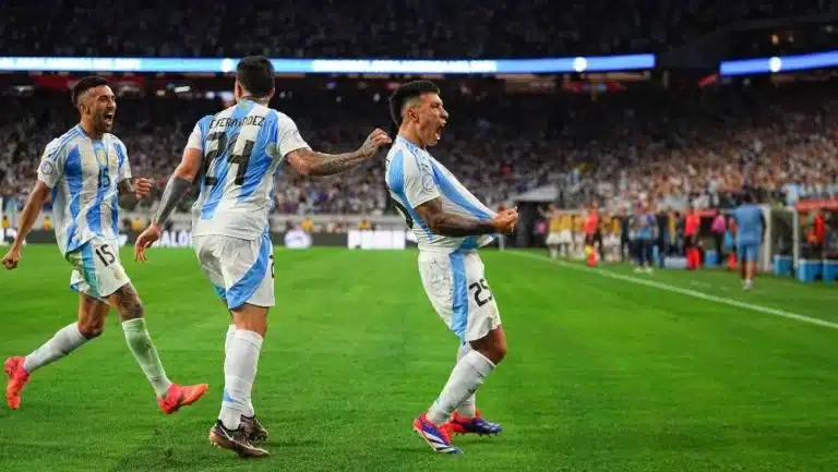 ARGENTINA FESTEJA EL PASE A SEMIFINALES