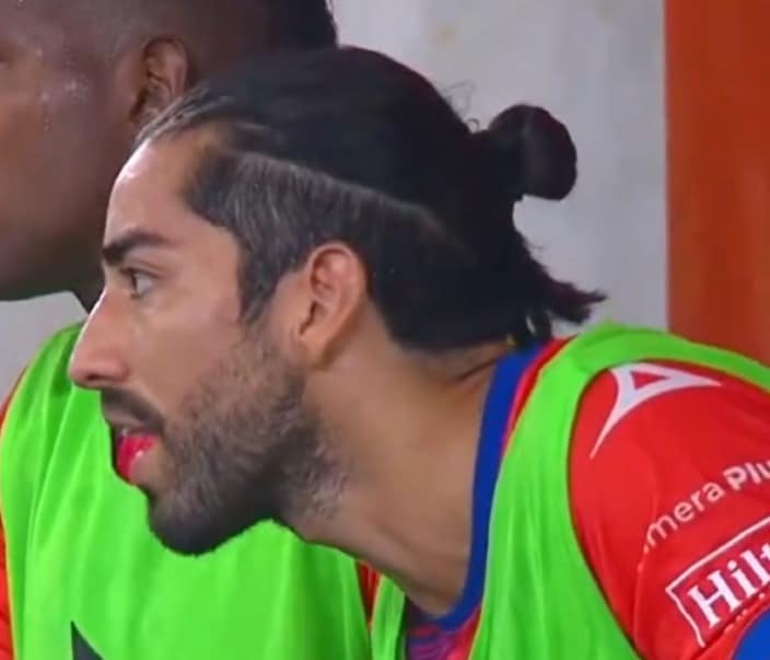 Rodolfo Pizarro ya pasó un primer disgusto en su regreso a la Liga MX.