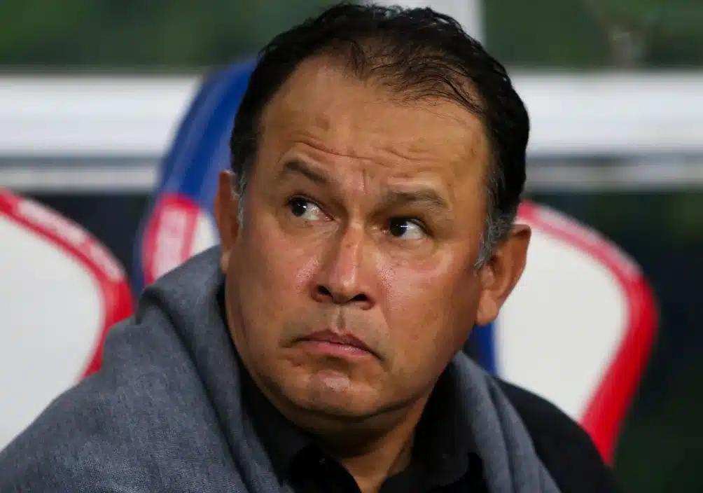 JUAN REYNOSO PUDIERA LLEGAR A CHIVAS