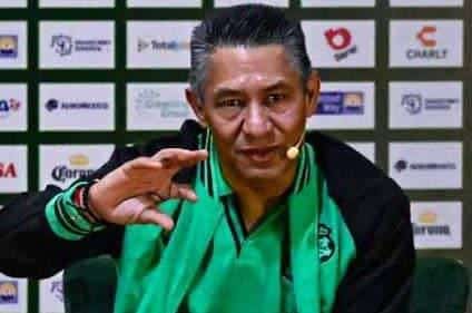 IGNACIO AMBRIZ PODRÍA SER NUEVO ENTRENADOR DE LA SELECCIÓN DE COSTA RICA DE CARA LA PRÓXIMA COPA DEL MUNDO DEL 2026