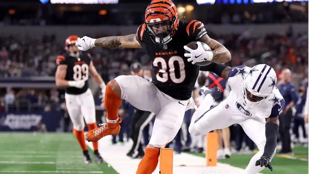 BENGANS VENCE A DALLAS