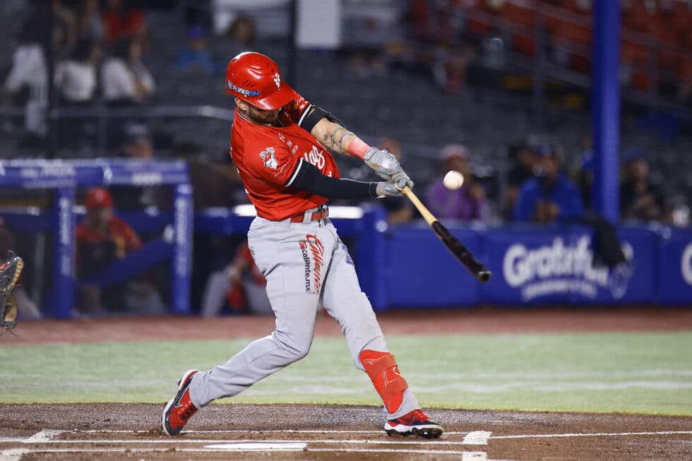 VENADOS PELEO FUERTE ANTE CHARROS PERO PERDIÓ LA SERIE