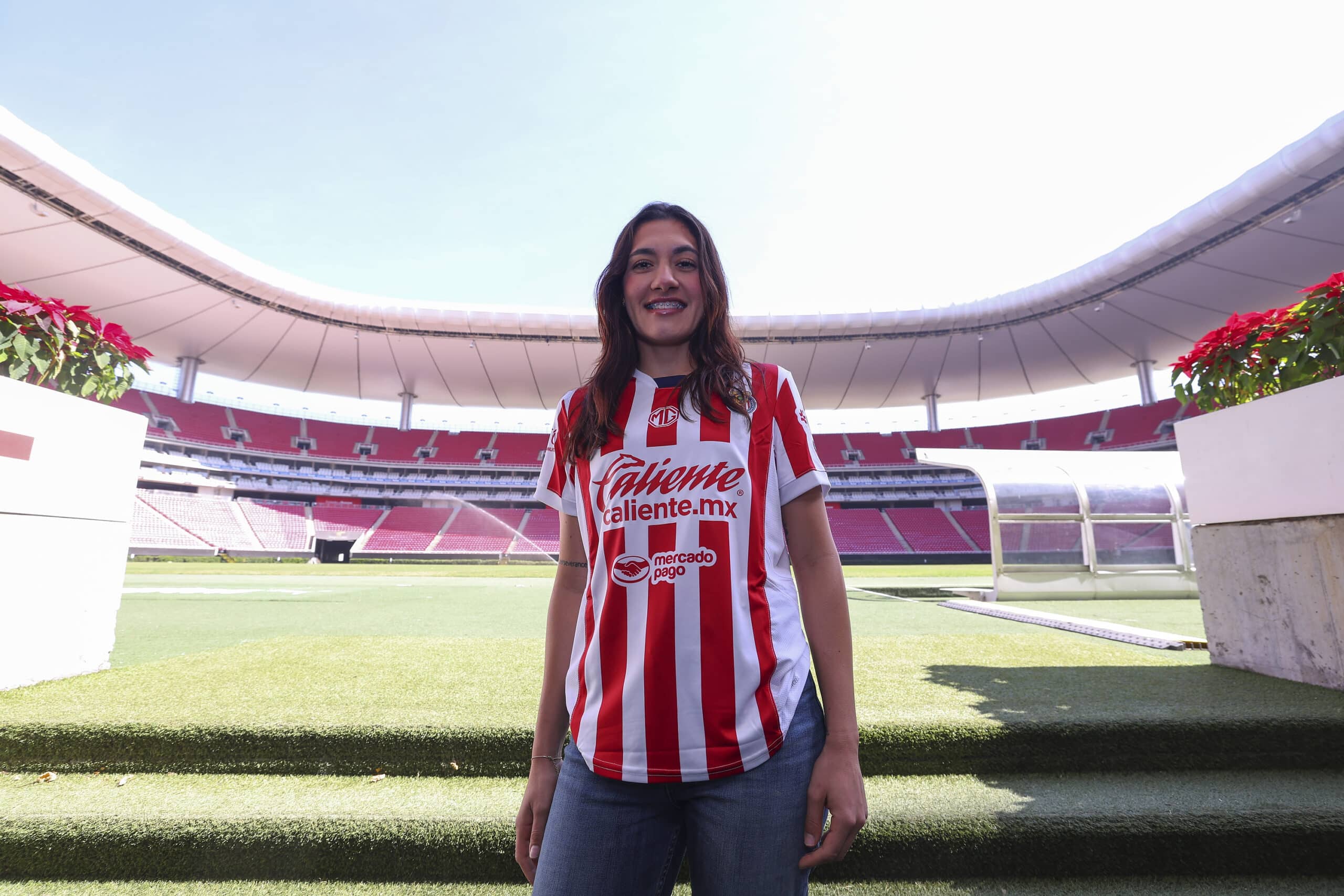 BIANCA MORA CHIVAS FEMENIL