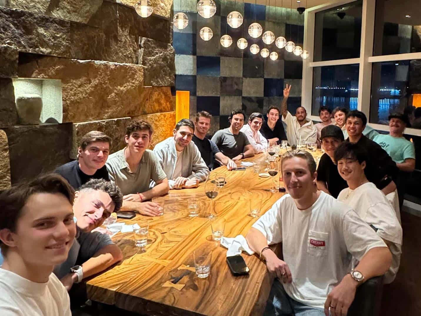 CENA DE PILOTOS 2024 F1