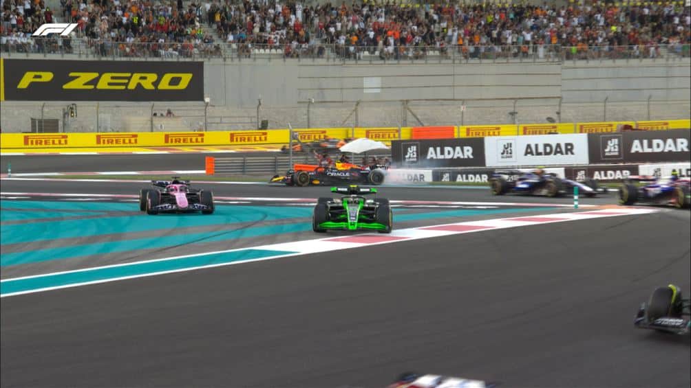 CHECO PÉREZ ABANDONO YAS MARINA