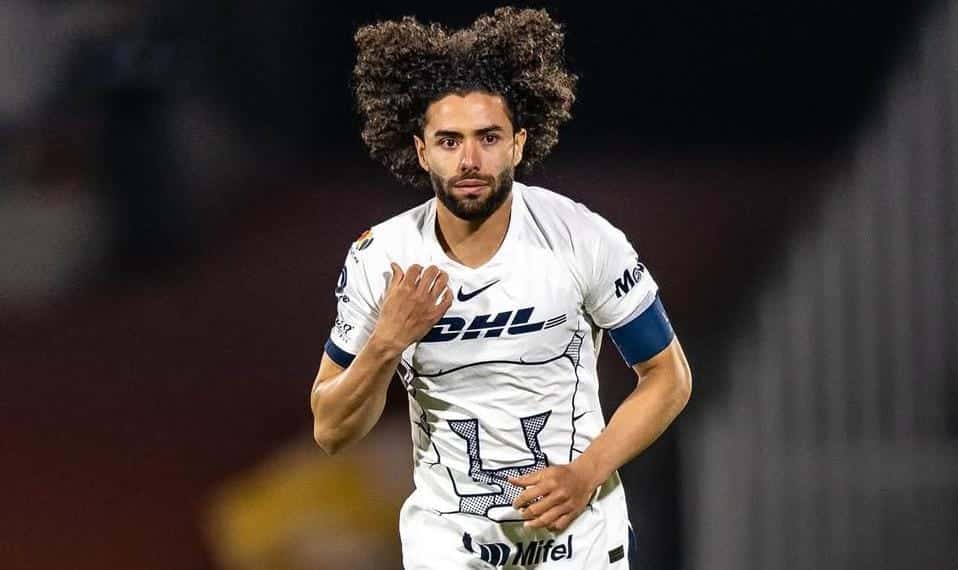 CÉSAR HUERTA TIENE DIFERENTES OPCIONES PARA ABANDONAR A LOS PUMAS YA QUE SU CONTRATO FINALIZA EN EL MES DE JUNIO DEL 2025