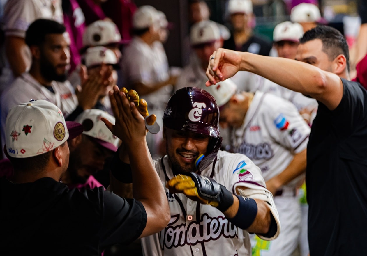 TOMATEROS CELEBRA LA VICTORIA
