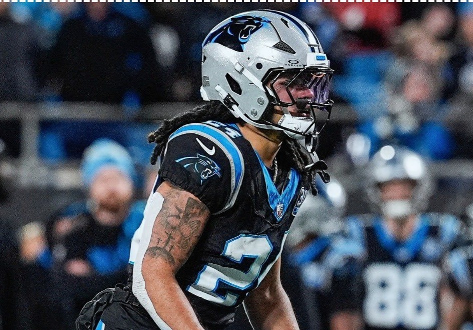 El novato de los Panthers, Jonathon Brooks, sufrió otro desgarro del ligamento anterior cruzado.