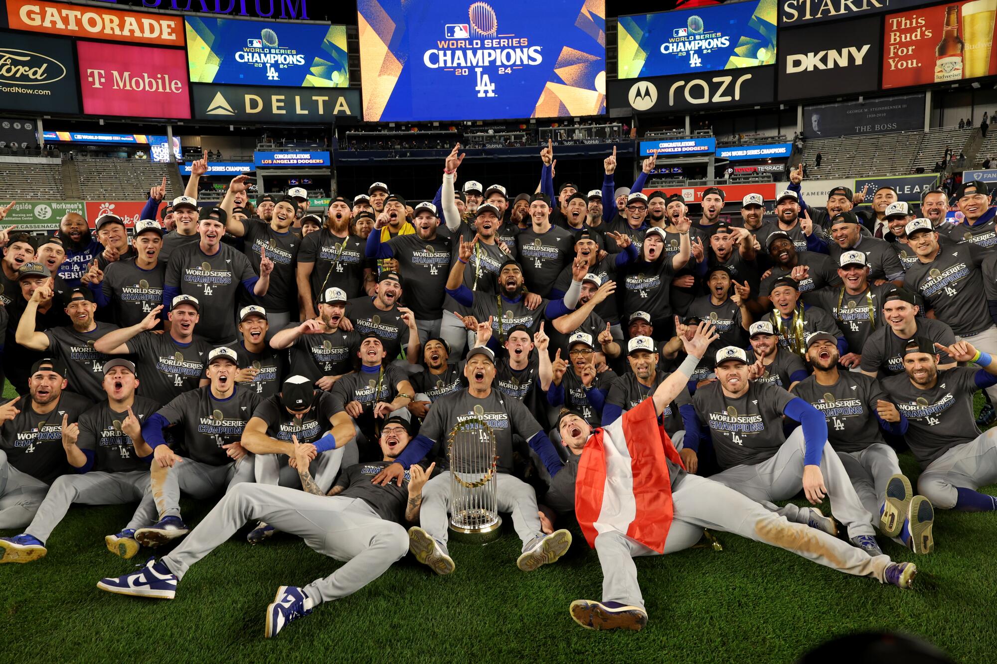 DODGERS CELEBRAN EL CAMPEONATO