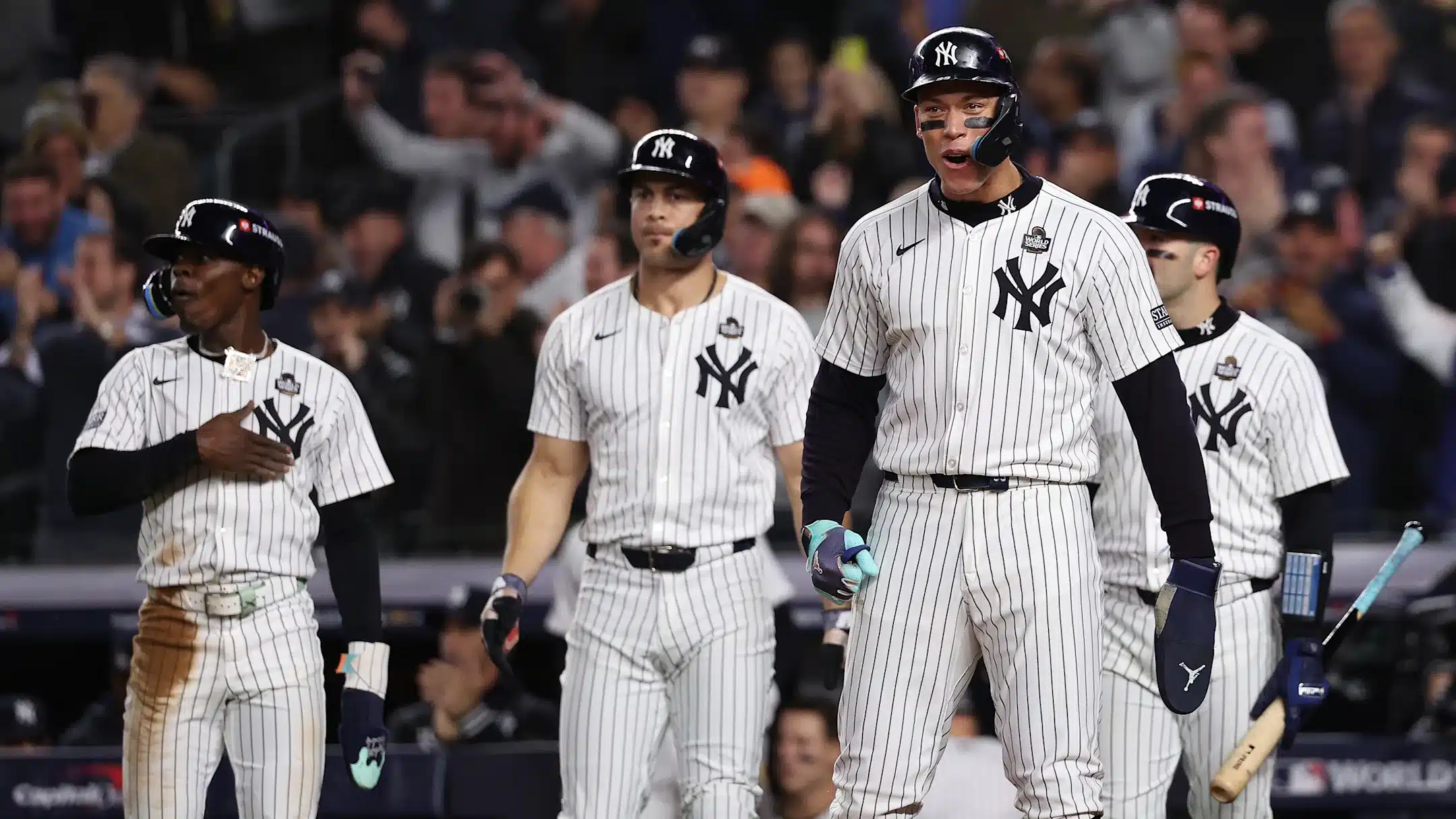 YANKEES LUCE PODEROSO EN SU OFENSIVA