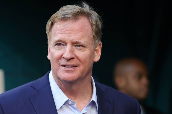 Roger Goodell, comisionado de la NFL, afirmó que es ridículo pensar que la Liga trabaja con los oficiales para favorecer a los campeones Chiefs.