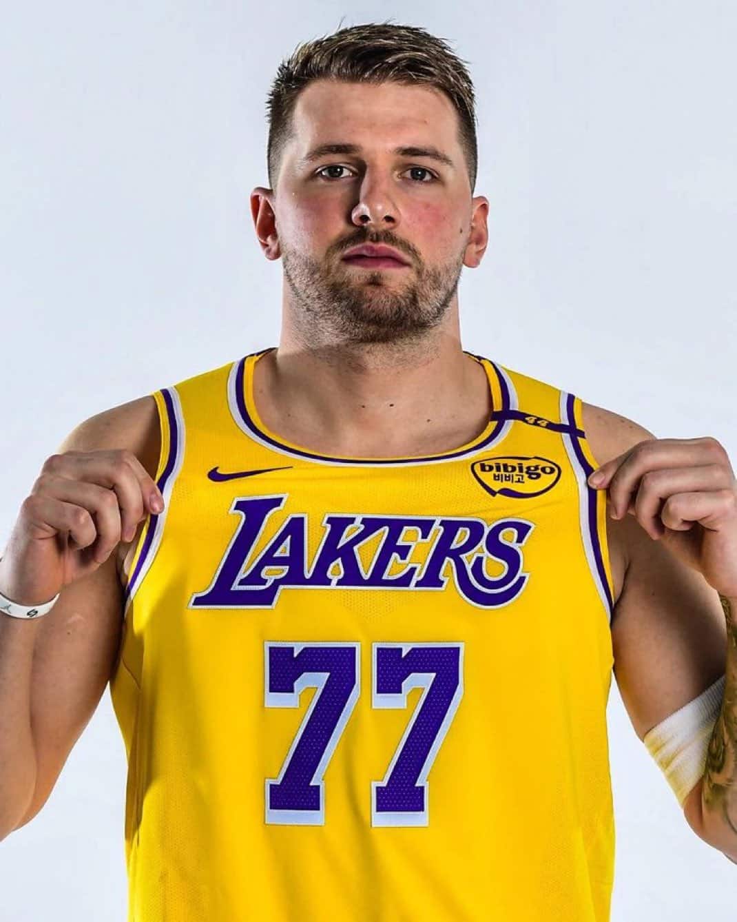 Doncic continúa siendo uno de los jugadores más remunerados de la NBA.