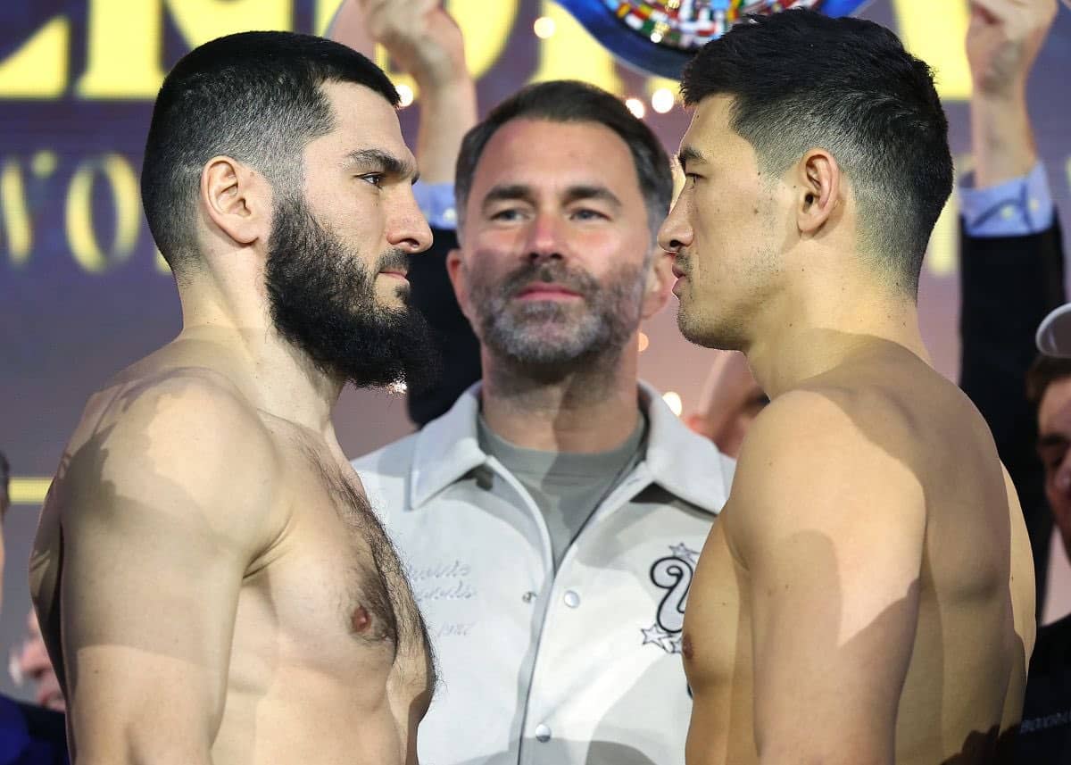 Artur Beterbiev (21-0, 20 KOs) enfrenta a su compatriota Dmitry Bivol (23-1, 12 KOs) en la segunda contienda.