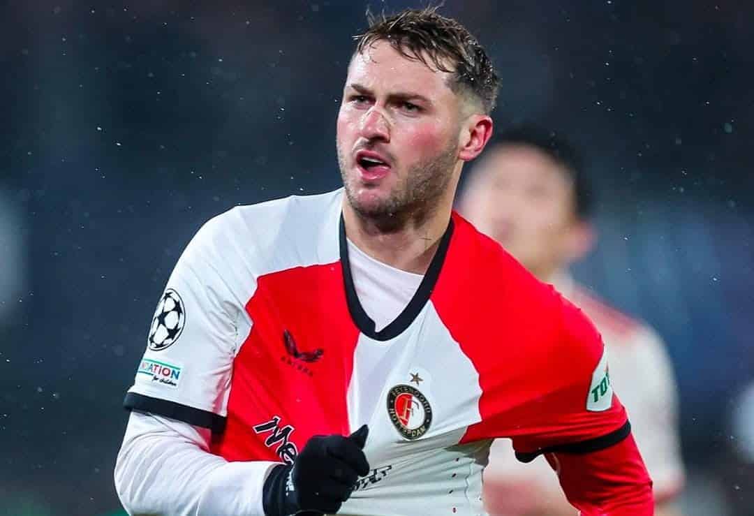 SANTIAGO GIMÉNEZ VA A REGRESAR A JUGAR A ROTTERDAM CON EL AC MILAN DESPUÉS DE SOLO UN PAR DE SEMANAS DE DEJAR AL FEYENOORD