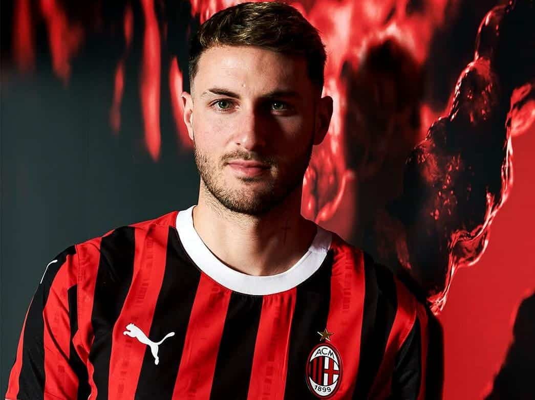 SANTIAGO GIMÉNEZ LLEGA COMO EL HOMBRE A CONVERTIRSE EN EL GOLEADOR DEL.AC MILAN TRAS LA SALIDA DE ÁLVARO MORATA