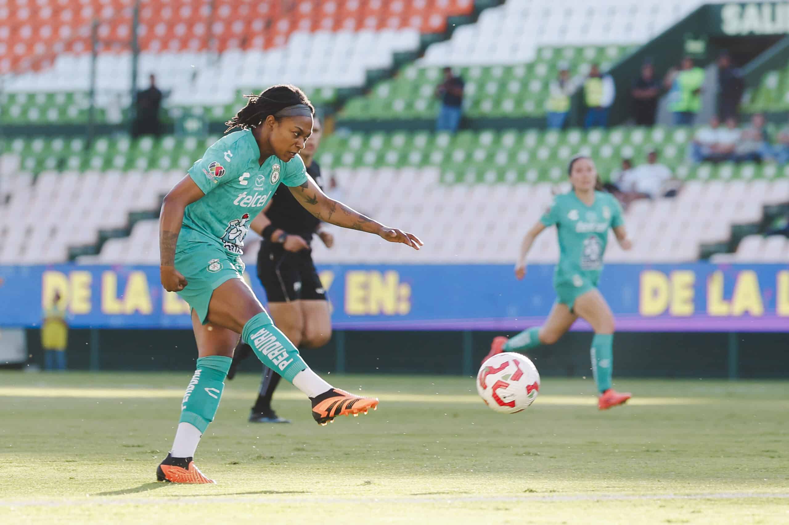 LIGA MX FEMENIL LEON JORNADA 9 CL2025