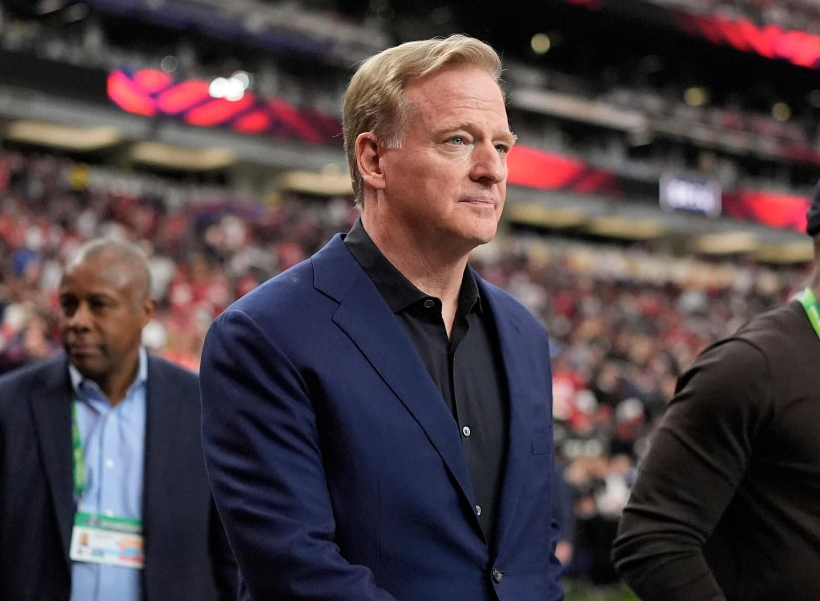 El comisionado de la NFL reaccionó a las opiniones de favoritismo que han sido vertidas en redes sociales, incluso por exjugadores.