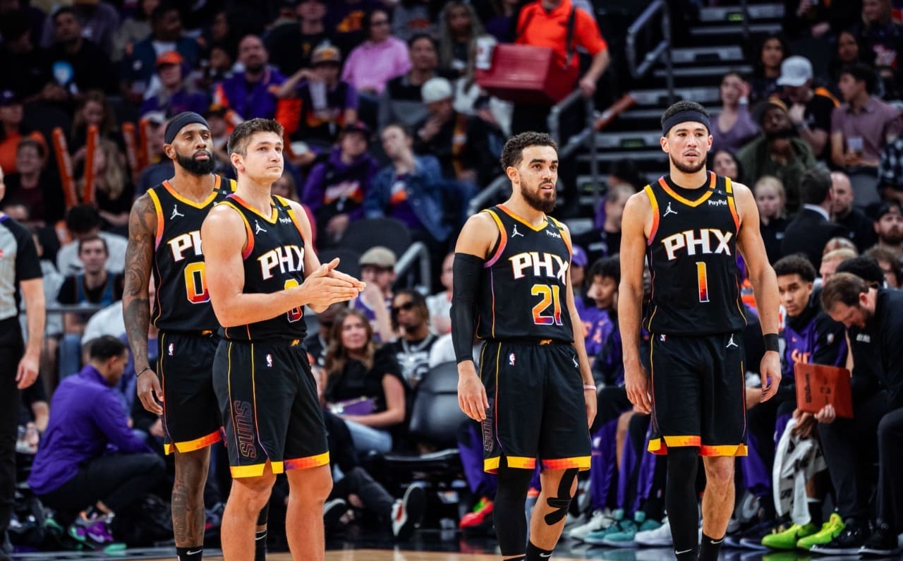 Los Phoenix Suns reciben hoy a los Memphis Grizzlies.