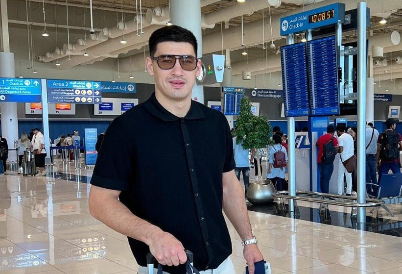 Bivol ya se encuentra en Riad, sede de su pelea ante Beverbiev.