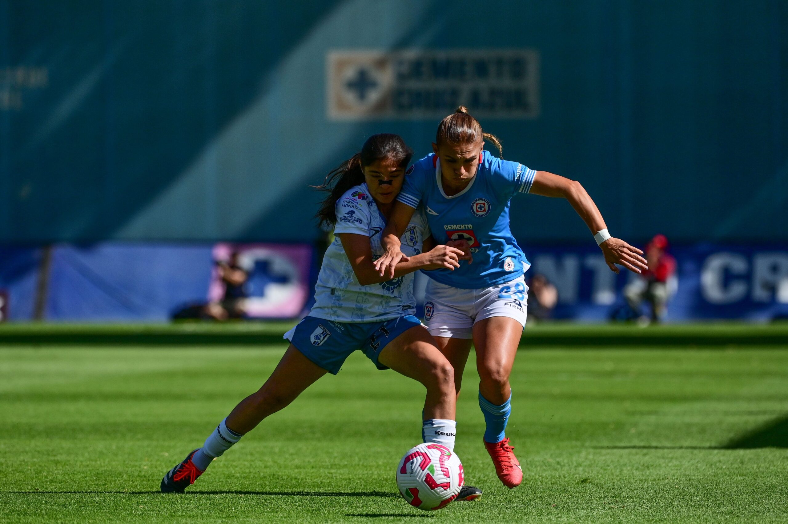 CRUZ AZUL VS QUERÉTARO CL2025 J15 FEMENIL