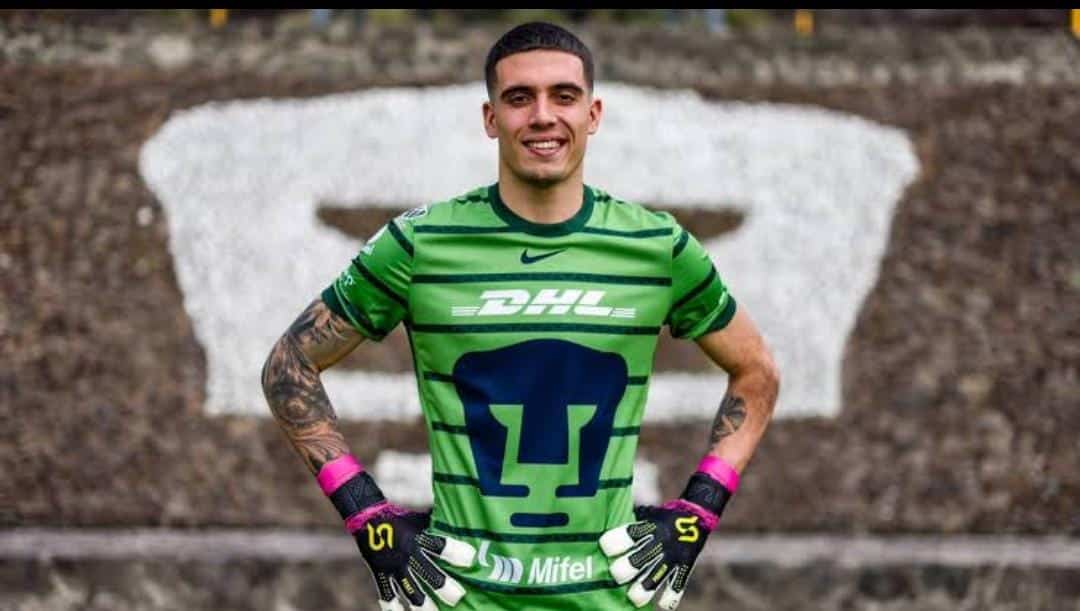 ALEX PADILLA NO TIENE ASEGURADA LA TITULARIDAD EN PUMAS PESE A CONTAR CON EXPERIENCIA EN LA LIGA DE ESPAÑA Y EN LA UEFA EUROPA LEAGUE