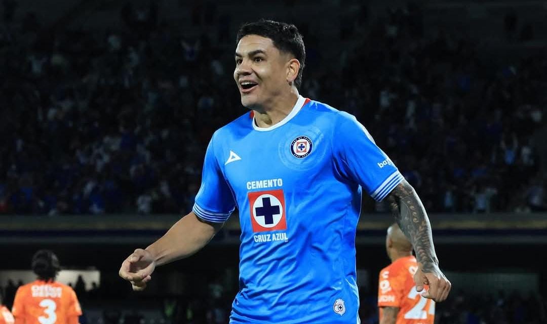 LA RIVALIDAD DEL CRUZ AZUL FRENTE AL CLUB AMÉRICA HA CRECIDO MÁS EN LOS ÚLTIMOS AÑOS AL SER EQUIPOS CONTENDIENTES AL TÍTULO DE LA LIGA MX
