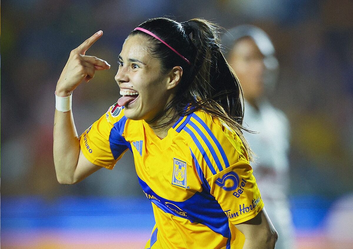 LIZBETH OVALLE J10 CL2025 FEMENIL