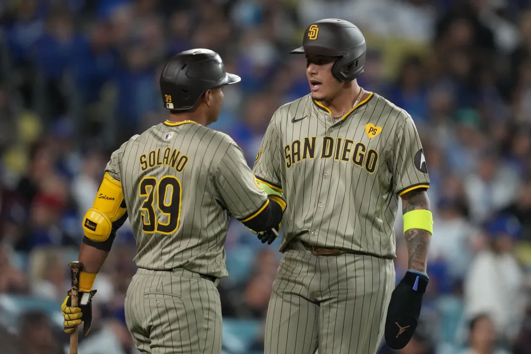 PADRES INICIARON CON TRES VICTORIAS