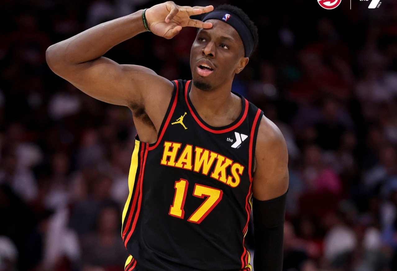 Los Atlanta Hawks juegan en la duela de los Bucks hoy.