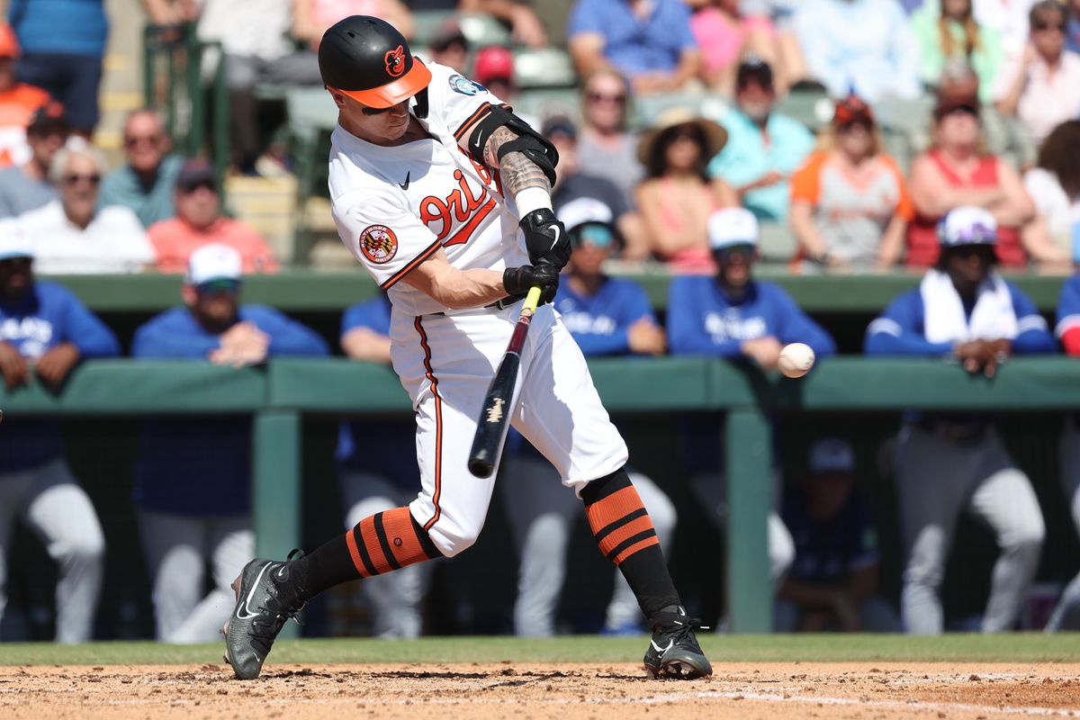 LOS ORIOLES SIGUEN CANDENTES