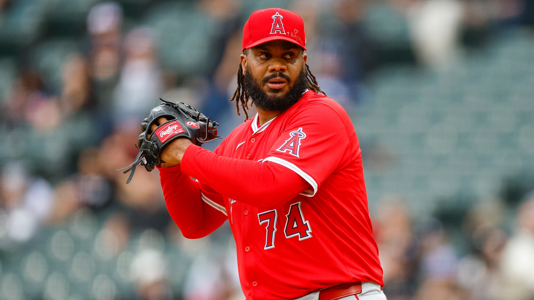 KENLEY JENSEN PUDIERA LLRGAR AL BRONX