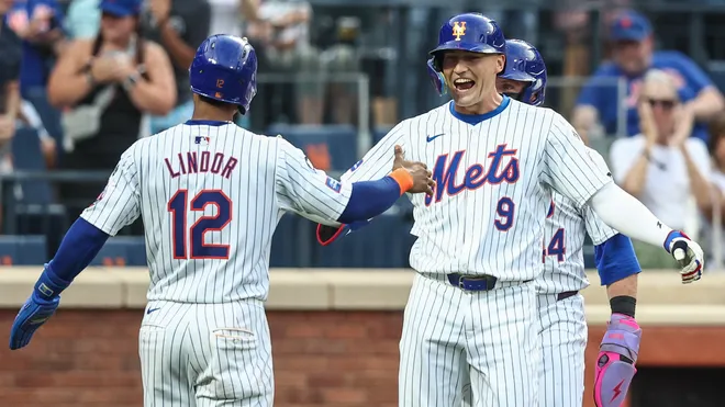LOS NEW YORK METS EN CABALLO DE ACIENDA