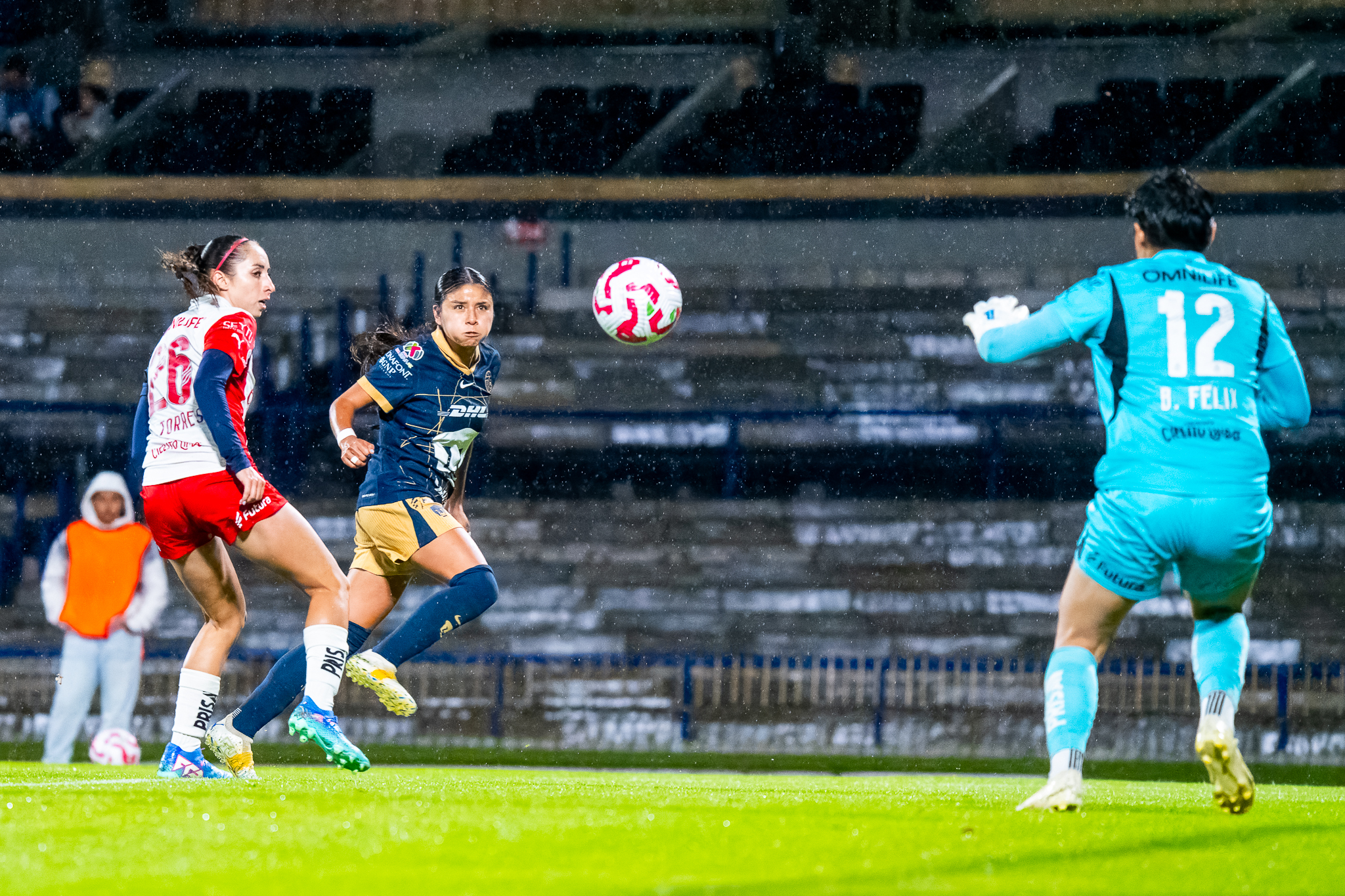 CHIVAS VS PUMAS LIGA MX FEMENIL CL2025