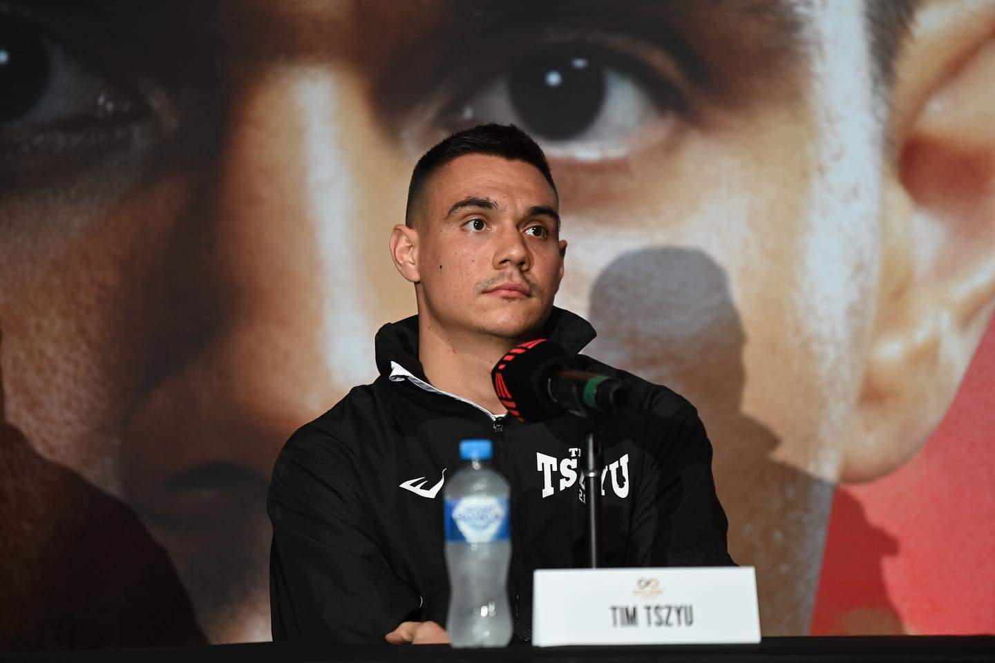 Tszyu se prepara para su pelea del sábado en su casa y con sus aficionados.