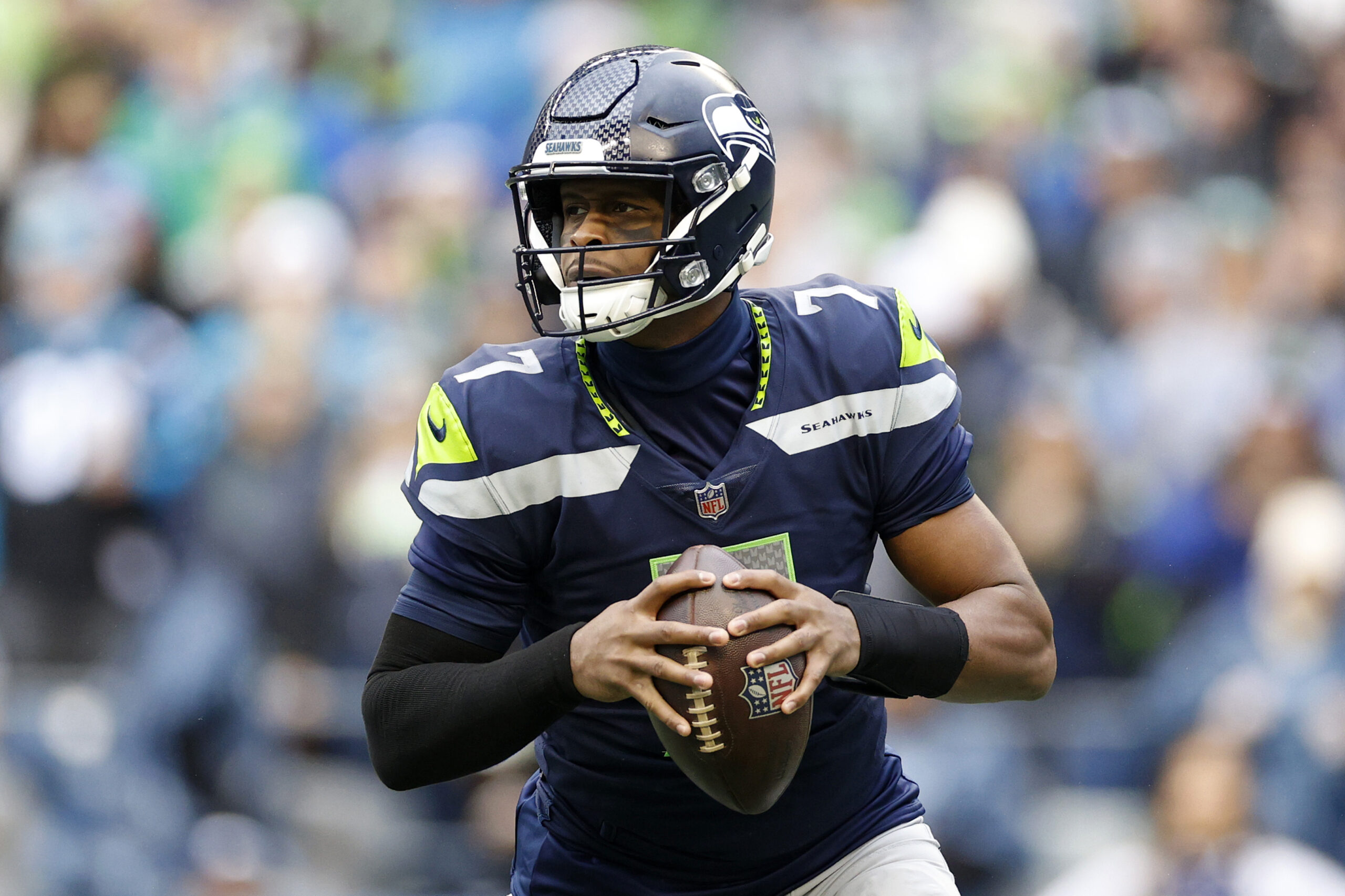 Geno Smith ve un futuro prometedor en los Raiders.