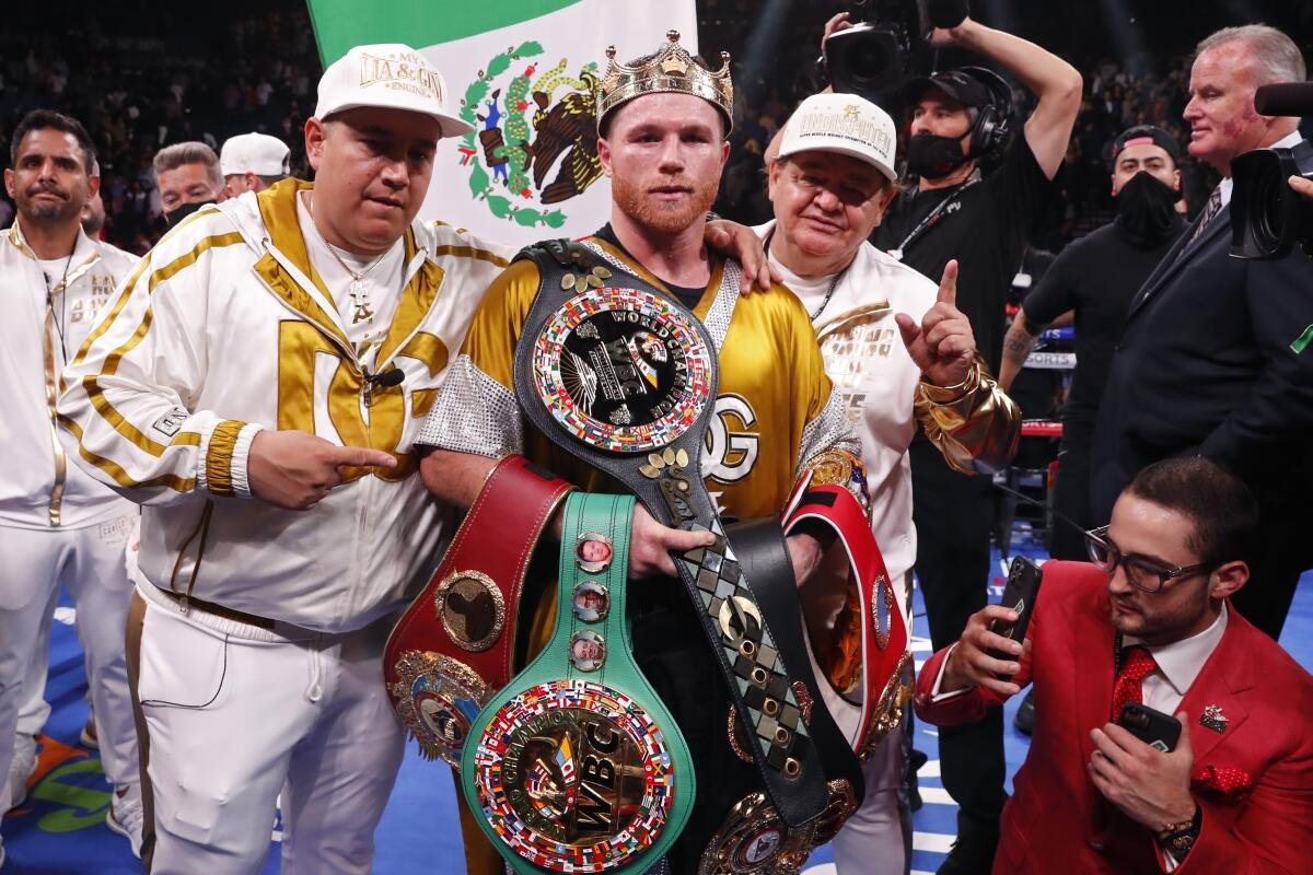 Canelo revela qué siente de estar cerca de los 1,000 millones de dólares en ganancias.