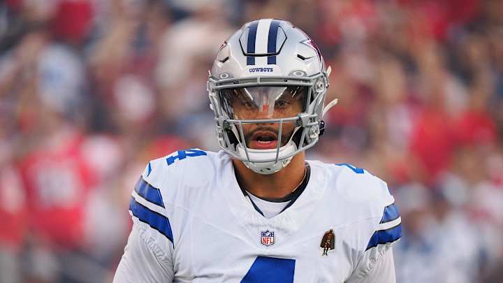 Dak Prescott aplaudió su salida de los Dallas Cowboys.