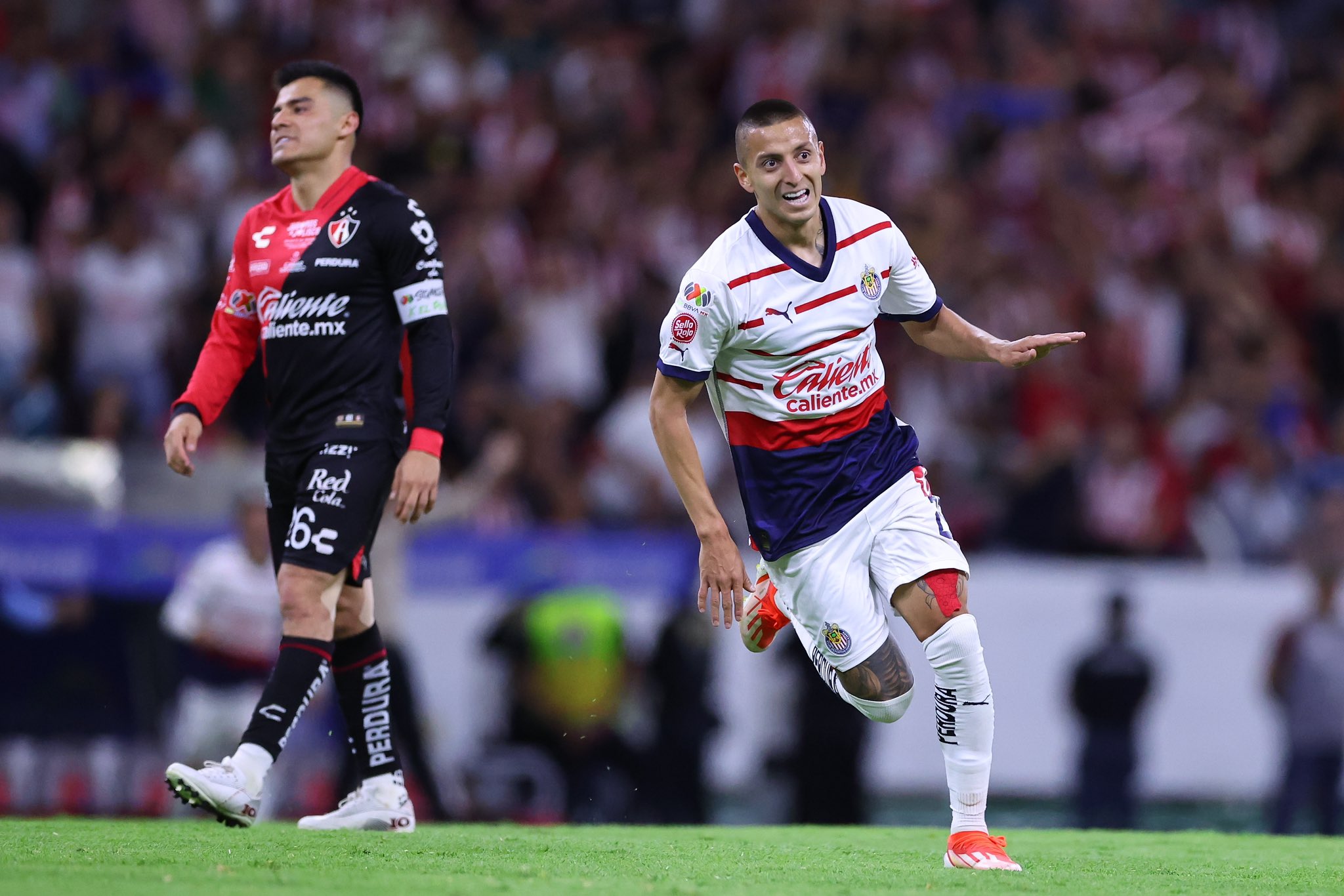 LIGA MX CLAUSURA 2025 CHIVAS CLÁSICO TAPATÍO