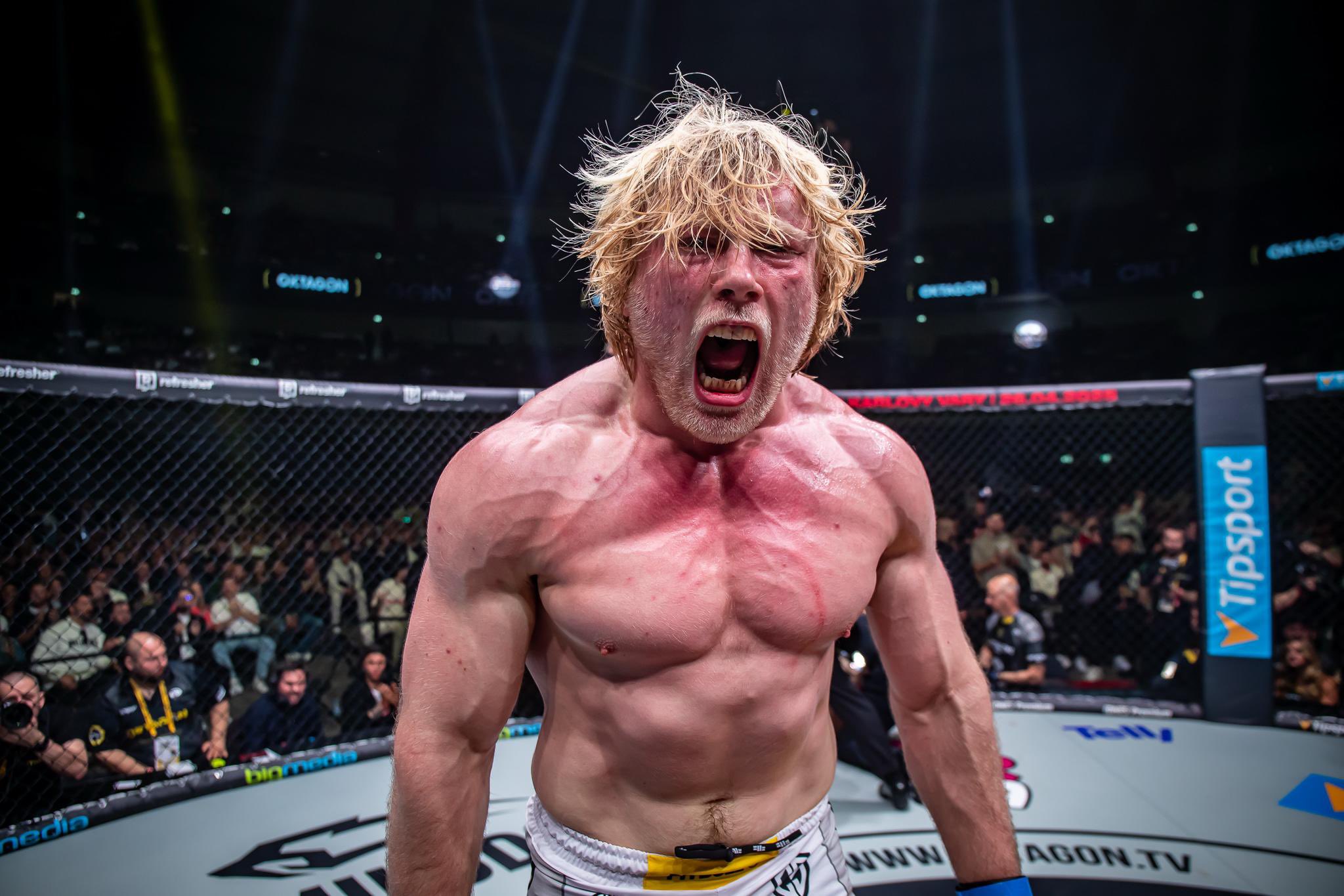 Paddy Pimblett sube posiciones en el ranking de peso ligero.
