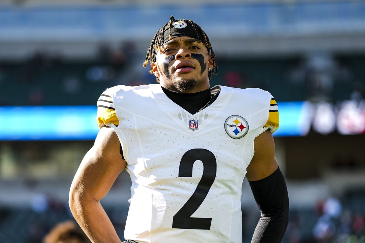 Justin Fields busca protagonismo con los Jets.