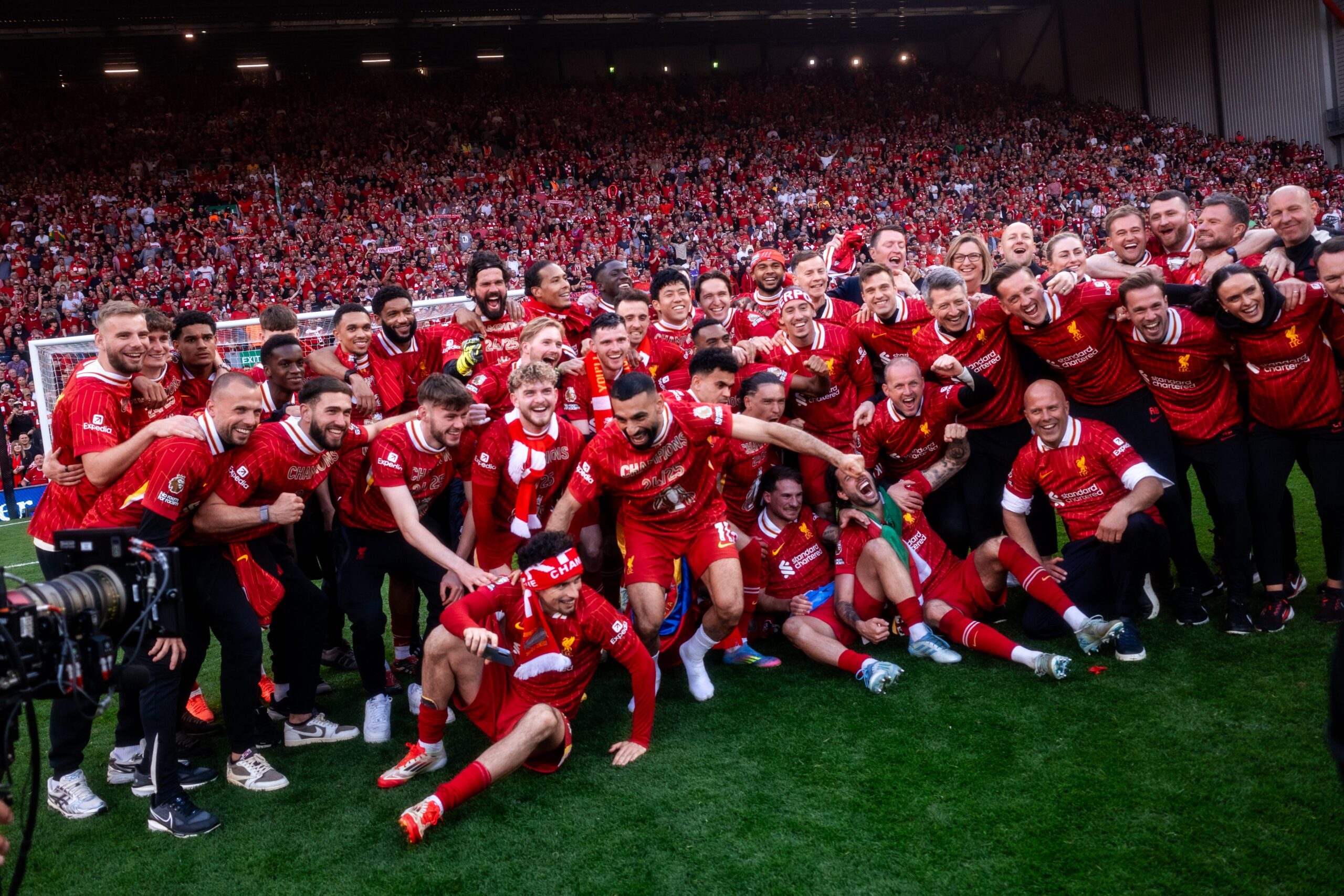 LIVERPOOL PREMIER LEAGUE 2024-25