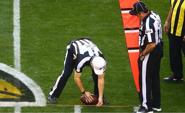 OFICIALES NFL CADENAS 2025