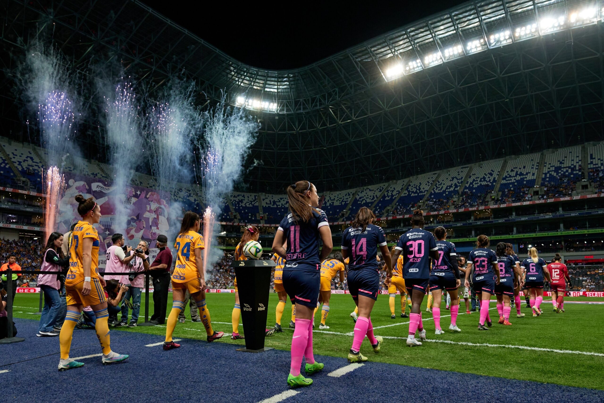 RAYADAS TIGRES CLASICO REGIO FEMENIL LIGUILLA