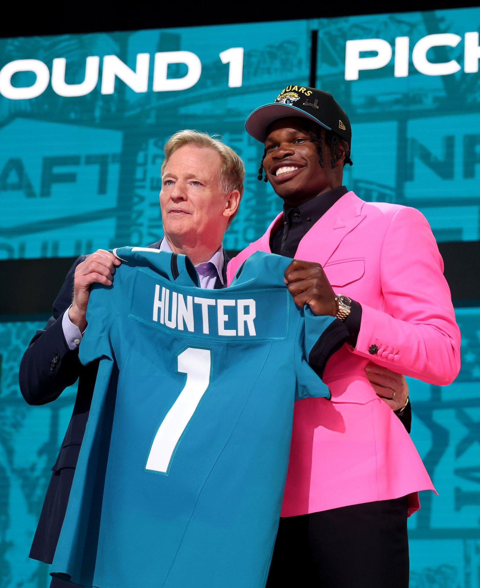 TRAVIS HUNTER NFL 2025