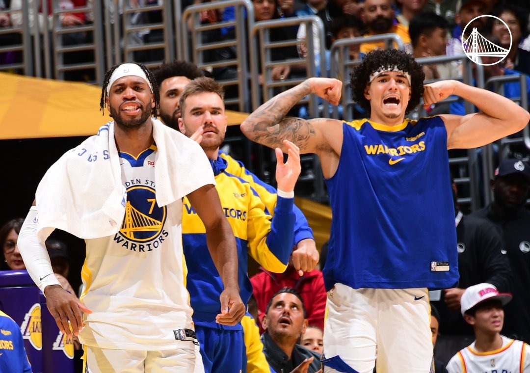 Golden State Warriors se preparan para jugar hoy en su casa.