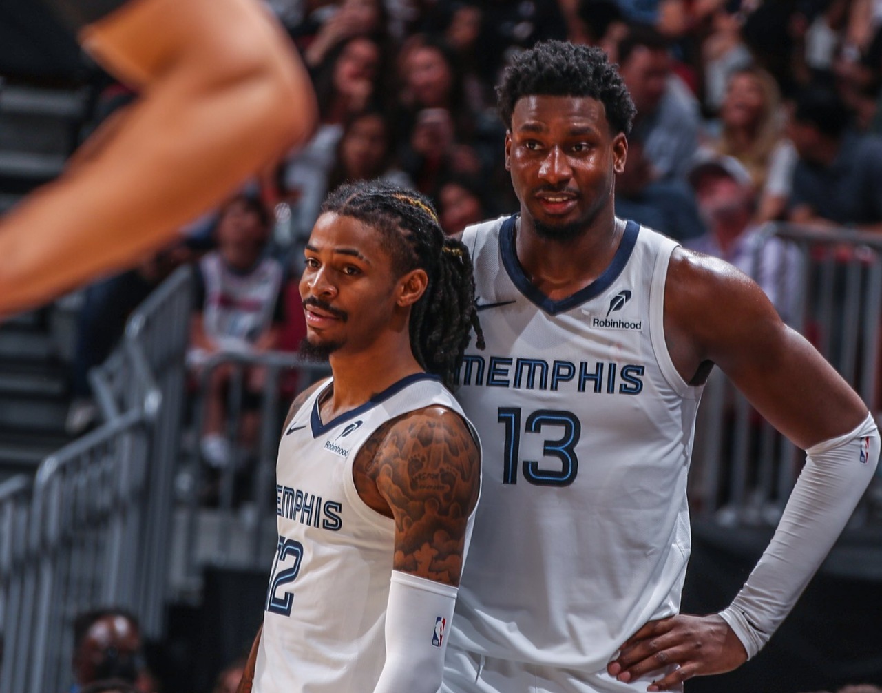 Solo una vez midieron fuerzas en el curso: los Grizzlies vencieron 131-111 en casa (25 puntos de Marcus Smart).