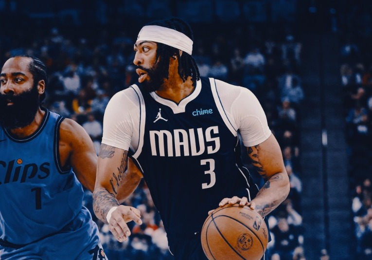 Los Dallas Mavericks juegan hoy en su duela ante los Lakers.