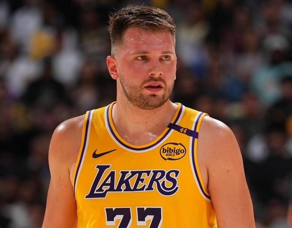 Luka Doncic regresa hoy a la duela de los Dallas Mavericks.