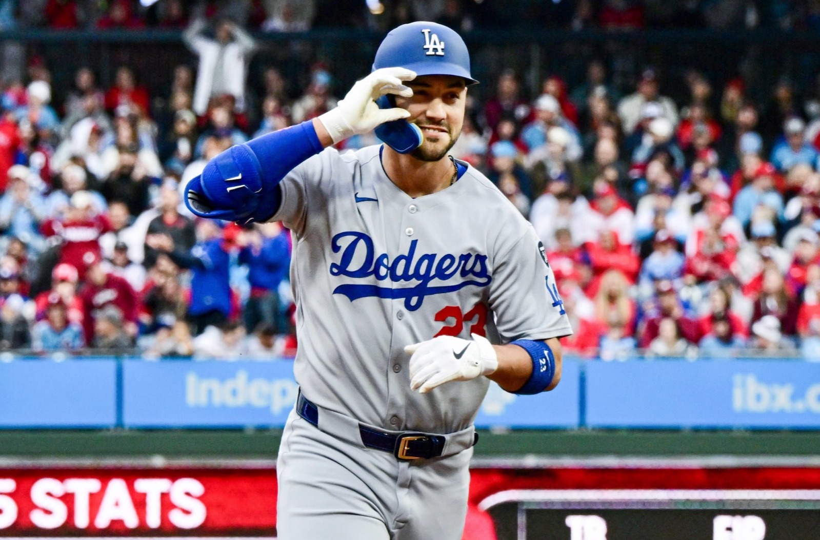 Dodgers busca hoy seguir a la caza de la cima en el Oeste de la Nacional.