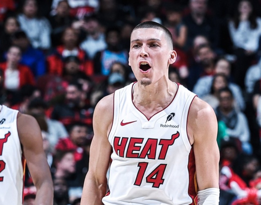 Tyler Herro lidero al Miami Heat en el juego de Play In.